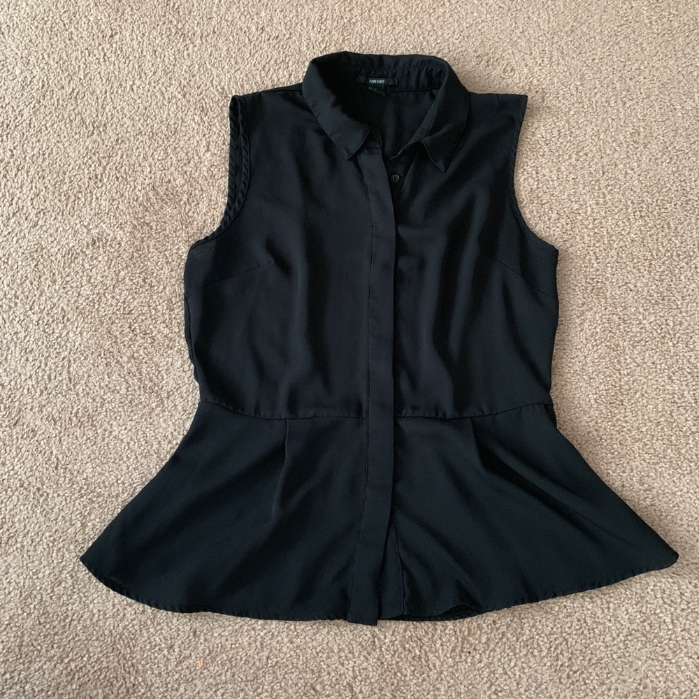 Sheer sleeveless button up top